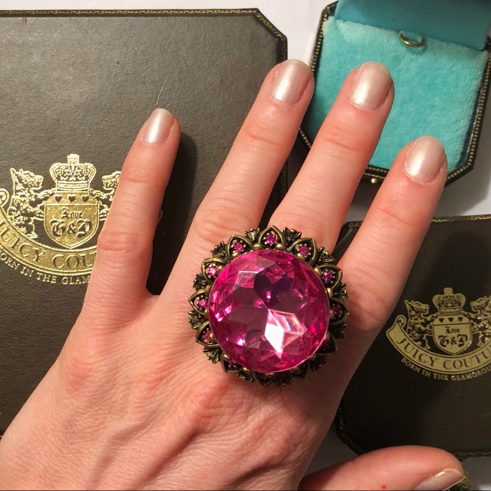 Juicy Couture Statement Ring!